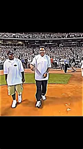 Commemorating Muhammad Ali: A Boxing Legend