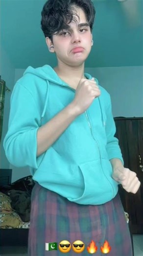Gata Only vibes | This beat is stuck in my head! 🔥🕺#Bloomrizzi #shorts #lipsync #dance