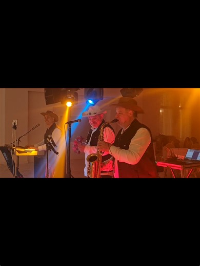 Pentru concerte / evenimente private; Telefon : 0742013190 Pentru a ne cunoaște și mai bine, vă așteptăm și pe : 📍 canalul nostru de youtube: LIKE, SHARE & SUBSCRIBE, și nu uita de 🔔(Clopoțel):⤵️ https://youtube.com/user/mirceapatovan 📍 facebook:⤵️ https://www.facebook.com/profile.php?id=61562914846412 📍 Tik-tok: ⤵️ https://www.tiktok.com/@mirceapatovan0?_r=1&_d=ea2735lddka143&sec_uid=MS4wLjABAAAAYDyKhsRpwFDLL4RAl4cqpW6uXwDHYhsqdzLskIPdF_OIf43A37b26tXb7tcrcHdM&share_author_id=727786034921001