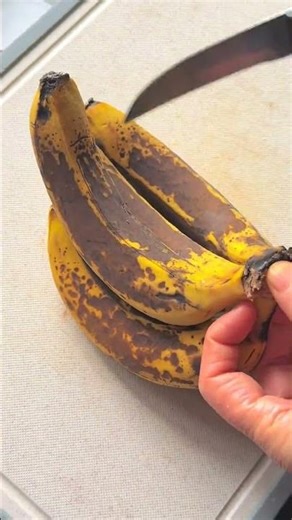 Banana Opening Masterclass: The Secret to Perfect Slices