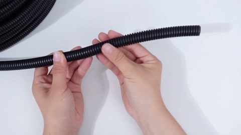 Kanayu Split Flame Retardant Wire Loom High Temperature Cable Conduit Split Cable Sleeves Loom Tubing Auto Wire Conduit for Industrial Electrical Automotive Marine(1/2''-50 ft,Black)