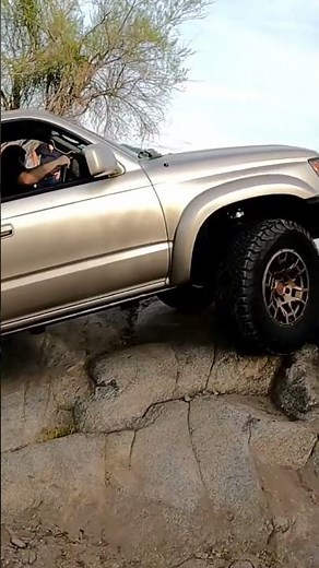 3RD GEN 4RUNNER Off Road Adventure test has no lock 😁 |#youtubeshorts #shorts #4runneroffroad