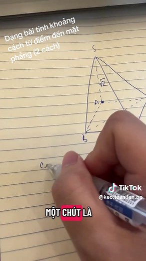 Tính khoảng cách từ điểm đến mặt phẳng (2 cách)