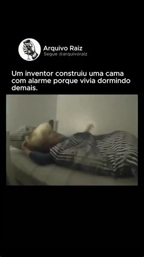 Arquivo Raiz | imagens e vídeos históricos on Instagram: "Quem precisa de despertador quando se tem uma cama-alarm? 🛏️ Em 2015, Colin Furze construiu sua infame “cama-alarm” para resolver um problema real: ele sempre dormia demais. A engenhoca usava um quadro de metal e pistões de ar comprimido ligados a um timer customizado. Ao zerar, os pistões lançavam o colchão — e Colin — para o alto. Barulhenta, caótica e desnecessária, a invenção virou hit. As pessoas adoraram a mistura de engenharia esp