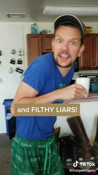 Two Kinds of Coffee Drinkers Explained with Impressions at Hot Rocks Java Cafe