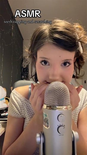 𑣲ASMR || teeth tapping and scratching 🦷