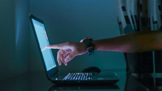 10 Interactive Marketing Tactics That Keep Customers Engaged - Apple Daily