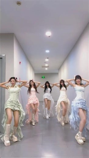 One Spark to End the Year 🔥 | TWICE Red Dance K-Pop Performance