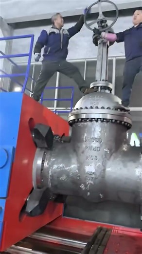 Pressure testing of gate valve