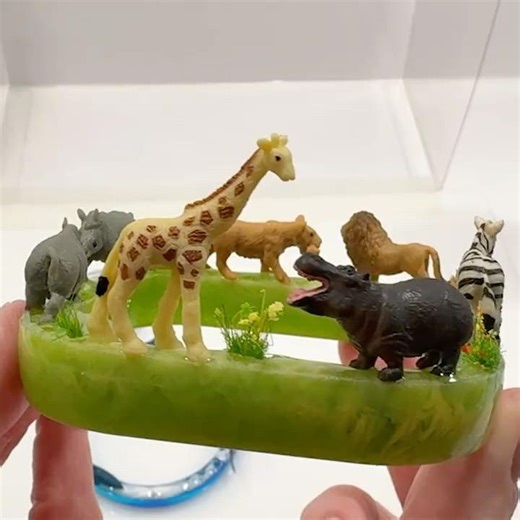 ON SAFARI! Make Animal Parade Bracelets #shorts #resin #resinart #resinjewelry #diycrafts #craft