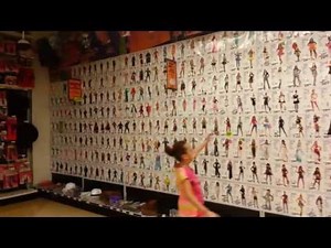 PARTY CITY (Cool Halloween Store)