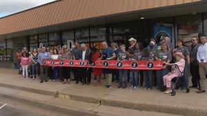 Jacksonville opens new Public Library after seven months