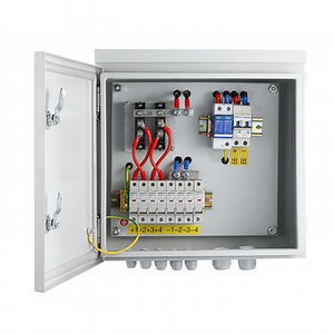[Hot Item] Large-Scale PV Grid-Connected Power Generation System Combiner Box
