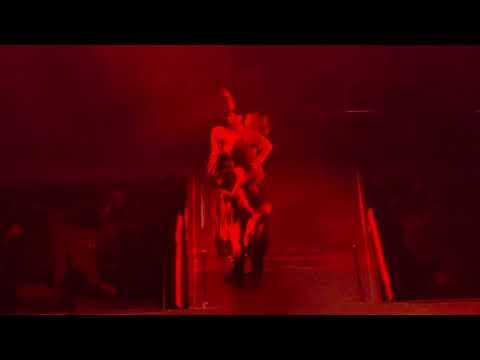 Demi Lovato - Sorry Not Sorry (Live in Boston)