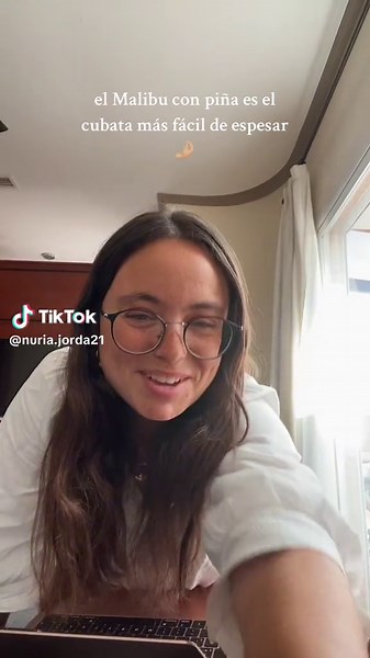 Cómo espesar el Malibu con piña para disfrutarlo mejor