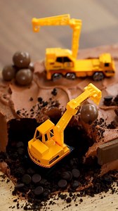 Turn store-bought cakes from lame to luxury with these hacks! 🤑🍰😍 | Craft Factory