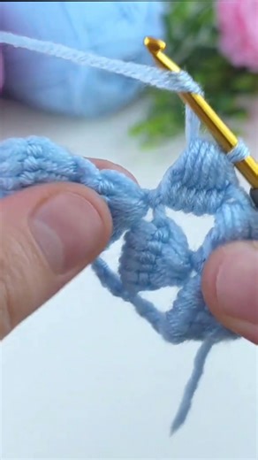 Super Easy and Beautiful Crochet Row Pattern Tutorial for Beginners 🌸🧶✨ #crochet #knitting #fblifestyle #knittinglove #giftideas | Crochet