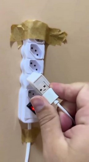 How to Connect Your Phone to Any Android TV in Seconds! 📱📺