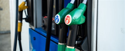 Il prend feu dans une station-service en prenant de l’essence : la victime a succombé à ses blessures