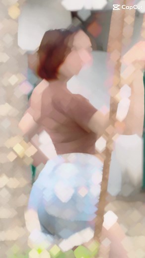 Casual Summer Fashion Inspiration for Outdoor Photoshoot