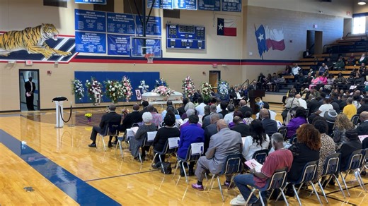 Celebrating the life of Ms. Linda Brown-Rhymes *We do not own the rights to this music. | Reeder-Davis Funeral Home, Inc.