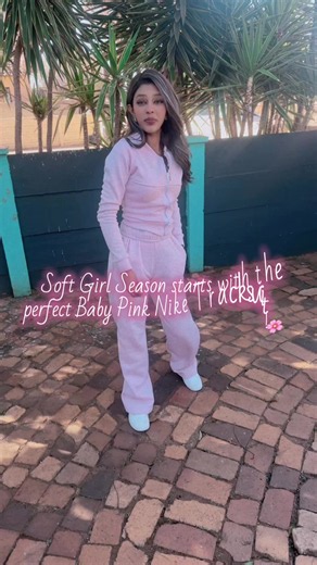 💗 THE TRACKSUIT EVERY GIRL NEEDS! 💗 Serving cozy, classy, and effortlessly cute in one look. 😍✨ Our Baby Pink Nike Tracksuit is the ultimate off-duty outfit you’ve been waiting for! Whether you’re on the go or keeping it casual, this set guarantees you’ll turn heads. 🌸 💖 Soft, premium comfort 💖 Trendy oversized fit 💖 Easy to style 💖 Perfect for every season ⚠️ Selling FAST! Once it’s gone, it’s gone. Don’t miss out on your new favourite set! 🛍️ 📩 DM us now to secure yours before it’s t