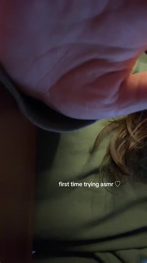 first time trying asmr! some lowfi taps for some relaxing tingles 😊❤️ #asmr #tapping #lowfiasmr #darkasmr