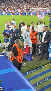 Who knows this security's account number? | Sammy Sammy