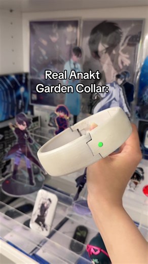 Real Anakt Garden Collar 😌 This latest model shows how far segyein technology has progressed. The light color represents the mental state of the human pet. 👽👽 kanalyss 👽👽 My friend Tact made me this collar! It's 3D printed with a two-way switch to change the LED color. Super cool, right? I've used it for a Mivan/Black Sorrow child cosplay before. Wanna see it? #AlienStage #ALNST #cosplayprop