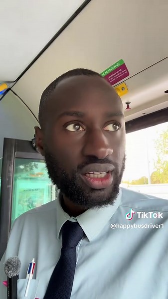Demandez-nous pour être plus sûre les usagers ne savent pas toujours 😉 #aplusdanslebus #pourtoi #conducteurdebus #foryou #conseil