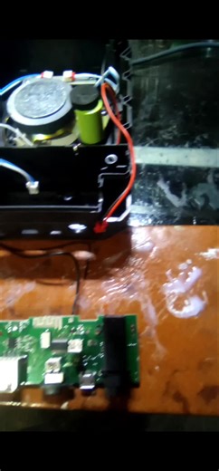 Reparación de Cornetas Portátiles: Solución para Carga