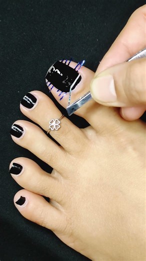 Easy toe nail art design #nailart #toenailart #toenails #youtubeshorts #shorts #Harrynailart