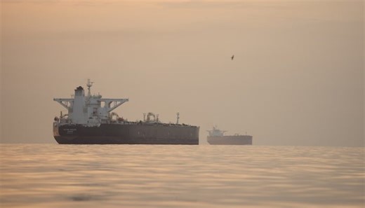 US Seizes Iranian Ship after Navy Destroyer ‘Blew a Hole’ in Its Engine Room | Headline USA