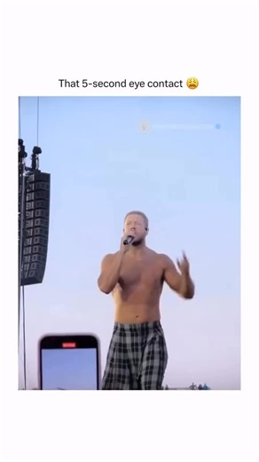 Singers on Instagram: "Imagine Dragons is an American pop-rock band known for high-energy anthems and emotionally charged lyrics. They broke through with “It’s Time” and hit it big with “Radioactive.” Blending rock, pop, and electronic influences, their sound is bold and cinematic. Themes often revolve around self-discovery, resilience, and inner struggle. via TT/s.o.m.e.o.n.e.13"