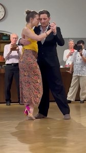 Tango leaders, listen up! Giving your followers time and space to collect is like being a good host at a party - everyone loves a little breathing room! 🎈 When you create that strong connection, transitions become smoother. So if things get challenging, just remember: it’s all about teamwork and timing. Keep dancing together, and you’ll both shine brighter! 💃🕺 What’s your favorite way to connect with your partner? Drop your tips below! 💖💬 | Tango Space