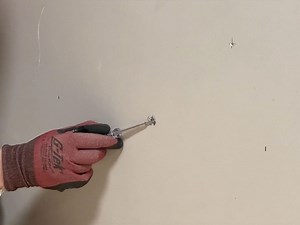 Comment enlever une cheville molly ? | Leroy Merlin