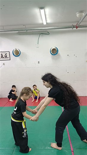 קרב מגע דינמי קבוצת הגיל הרך