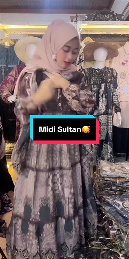 Live Highlights dari Marina Fashion: Gamis LeBaran Terbaru