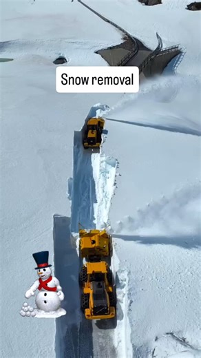 Engineering Tube on Instagram: "Advanced snow removal machines, such as snow plows, blowers, and multi-functional loaders, are designed to efficiently clear snow from roads, sidewalks, driveways, and large areas like parking lots. These machines often feature powerful engines, heated blades, and advanced track systems for better maneuverability and traction on icy surfaces. Some models are equipped with technologies like GPS for optimized routing, and joystick controls for precise operation. Inn