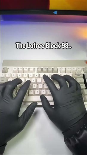 Then what's this? #mechkeys #mechanicalkeyboard #mechkeyboard