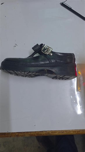 Permanent Laser Branding No stickers. No fading. No peeling. Perfect for: • Staff identification • Corporate gifts • School & hospital asset tagging Clean. Permanent. Professional. 📩 DM to book 0721618082 — Raydon Arts # laserengraving #laser #engraving #shoe #school