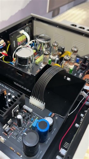 EIZZ Turntables · Phono stages · tonearms