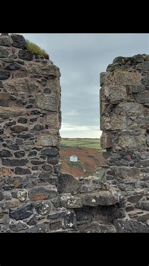 Botallack — where rugged cliffs meet the endless Atlantic. A place shaped by wind, waves, and history. Wild, dramatic, and quietly powerful. Cornwall at its most breathtaking. #botallack #cliffwalk #coast #cornwall #rugged #wild | Cornwallcation