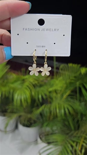 Springtime Floral Ear Accessories for Gentle Elegance