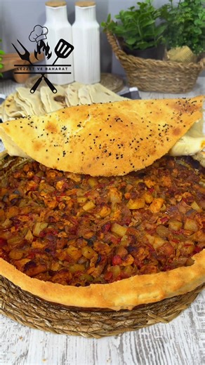 Sebzeli Tavuk Güveci Tarifi