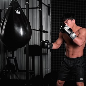 ◾ Phantom HYDRO Boxsack ◾ Ein einzigartiges Schlag-Gefühl. 👊🏻 Der innovative Boxsack wird mit Wasser gefüllt und bringt dein Boxen auf das nächste Level! | Phantom Athletics