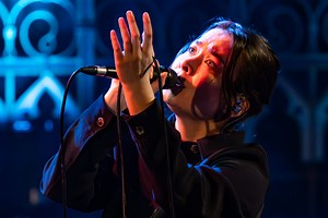 Mitski im Fokus: Über Liebe, Heilung, Sucht - Musikexpress
