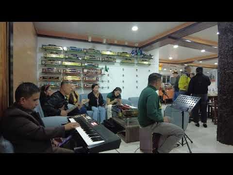 OUT OF REACH (LIVE PERFORMANCE)