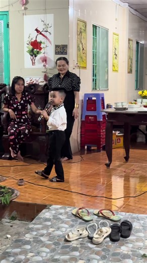 Liveshow Mừng Sinh Nhật Bà Nội Với Cu Bill