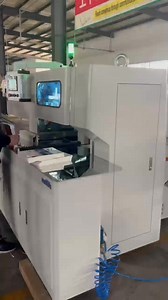 An intelligent three-sided paper cutter with one-touch automatic machine adjustment, a powerful tool for book and periodical printing companies. | 张涛